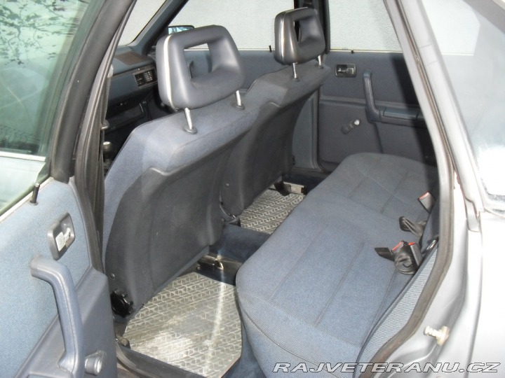 Audi 100 44 2.3E 100Kw Pěkný Stav! 1987