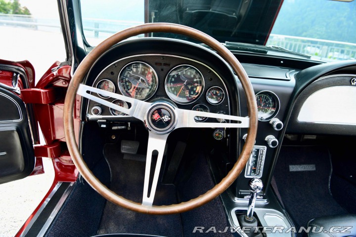 Chevrolet Corvette Convertible 400 HP (1) 1967