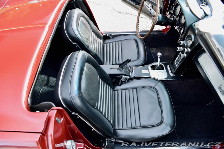 Chevrolet Corvette Convertible 400 HP (1) 1967