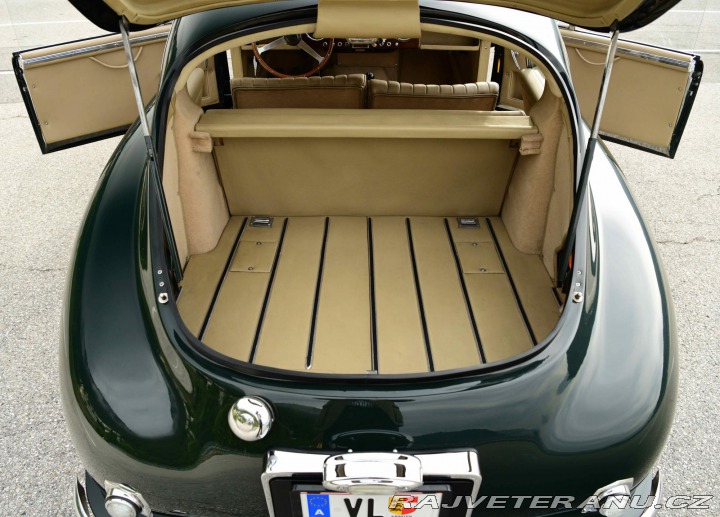 Aston Martin DB 2/4 Left Hand Drive (1) 1954