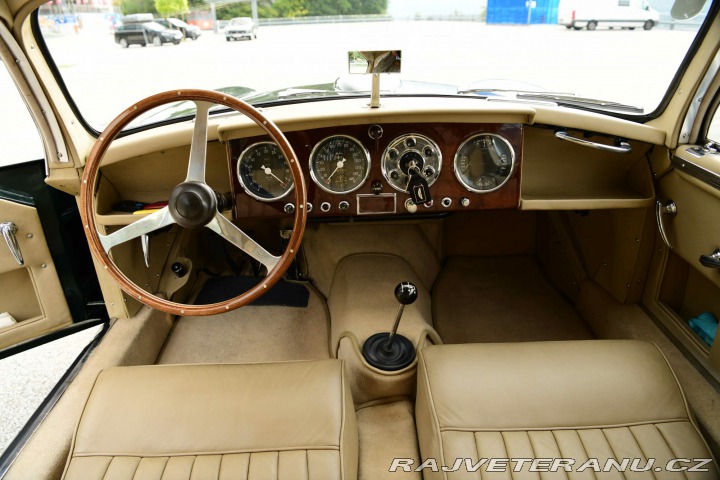 Aston Martin DB 2/4 Left Hand Drive (1) 1954