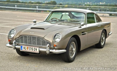 Aston Martin DB 5 (1)