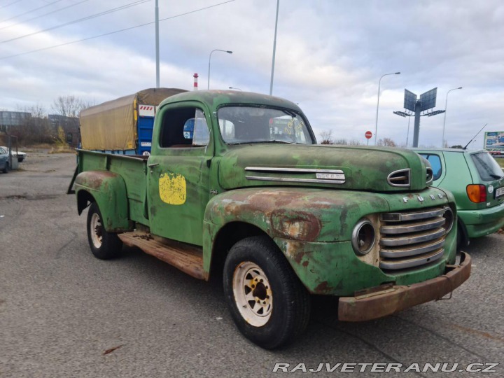Ford F F1/ F68 V8 Flathead steps