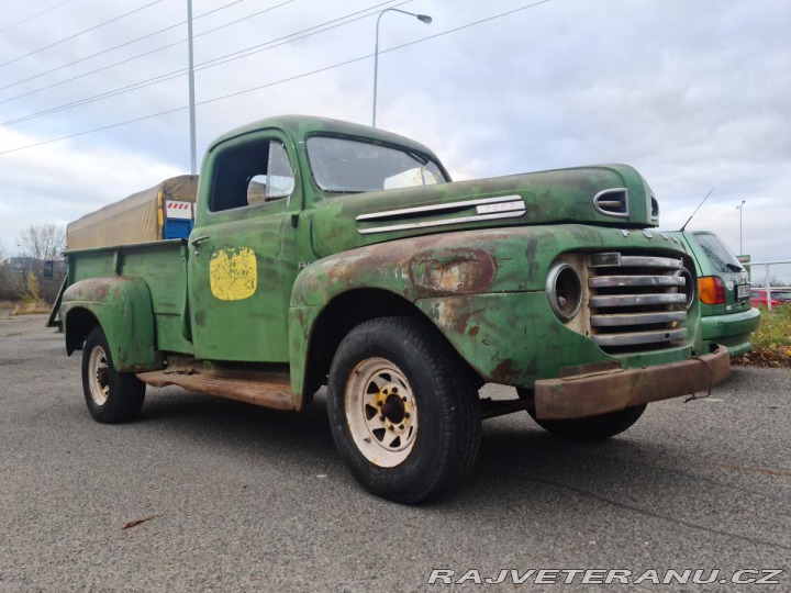 Ford V8 F1/ F68 V8 Flathead steps 1948