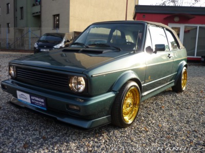 Volkswagen Golf 1,8  Edice Etienne Aigner