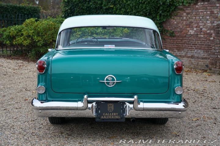 Oldsmobile 88 certifikace Mille Miglia! 1955