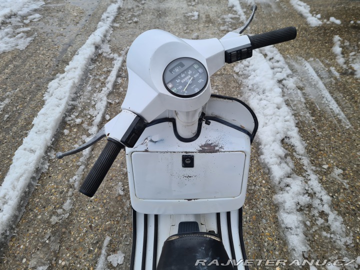 Ostatní značky Ostatní modely Piaggio Vespa PX200e