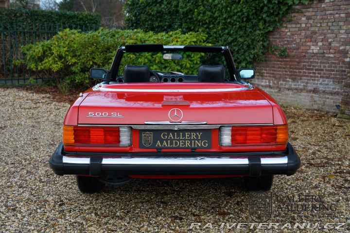 Mercedes-Benz 500 SL 1983