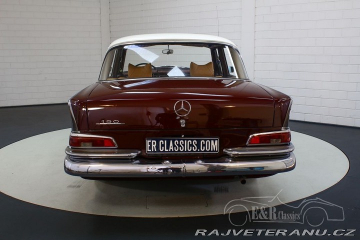 Mercedes-Benz 190 C Heckflosse 1964