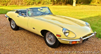 Jaguar E-Type Series 2 (1)