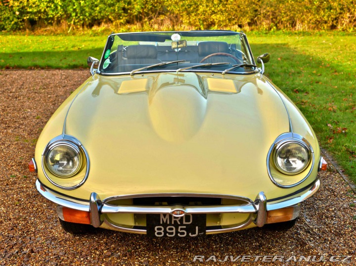 Jaguar E-Type Series 2 (1) 1971