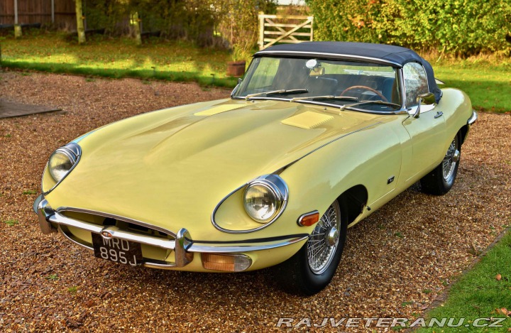 Jaguar E-Type Series 2 (1) 1971