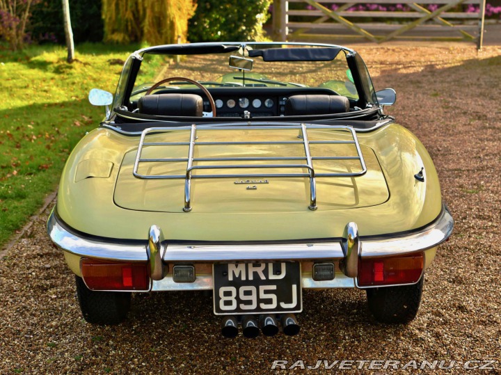 Jaguar E-Type Series 2 (1) 1971