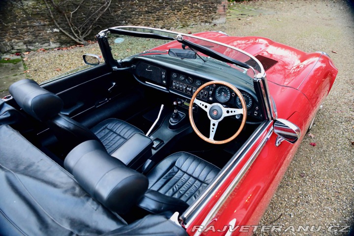 Jaguar E-Type V12 Roadster (1) 1972