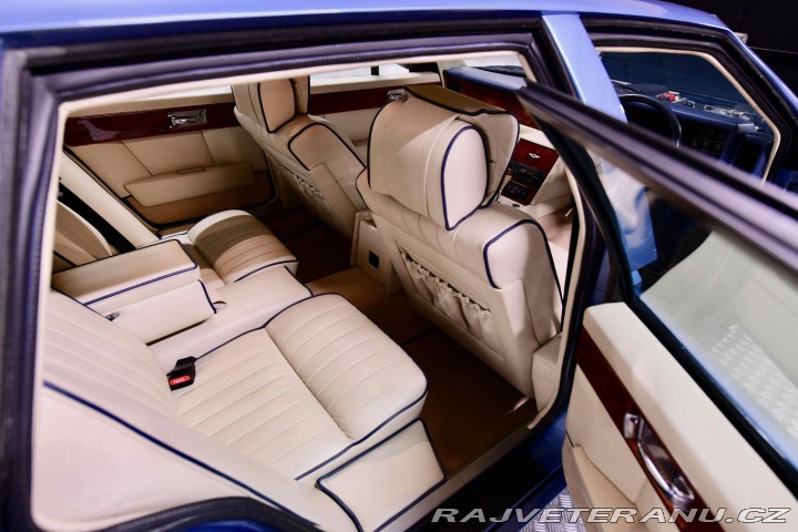 Aston Martin Lagonda Series 4 (1) 1989