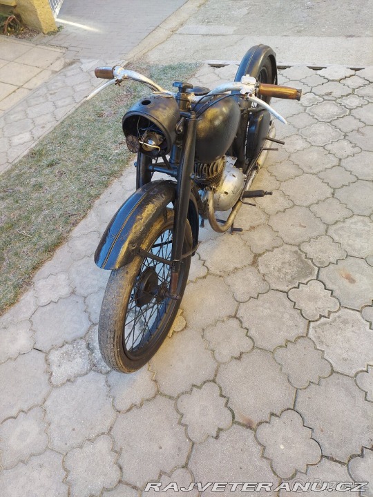 ČZ 125 t