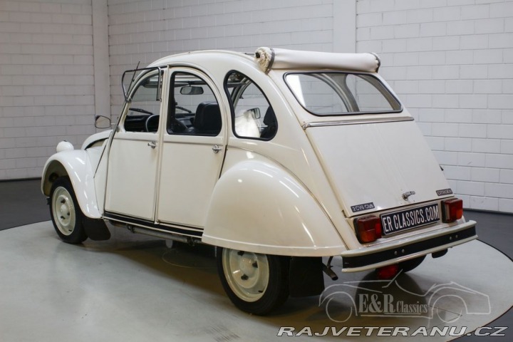 Citroën 2CV Club 53. poslední vyroben 1990