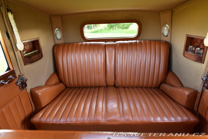 Ostatní značky Ostatní modely Stutz Type M Vertical (1) 1929