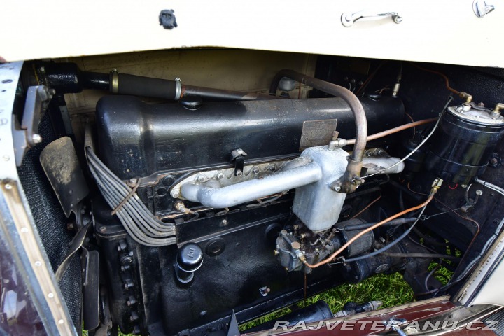 Ostatní značky Ostatní modely Stutz Type M Vertical (1) 1929