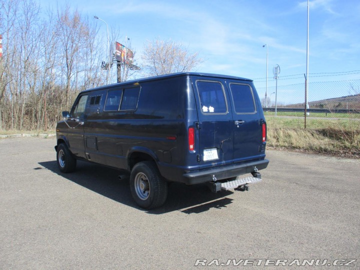 Ford Econoline E350 1985