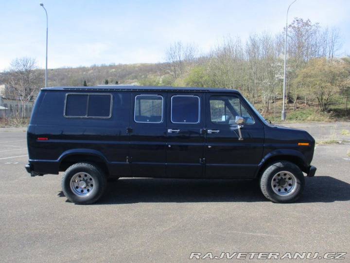 Ford Econoline E350 1985