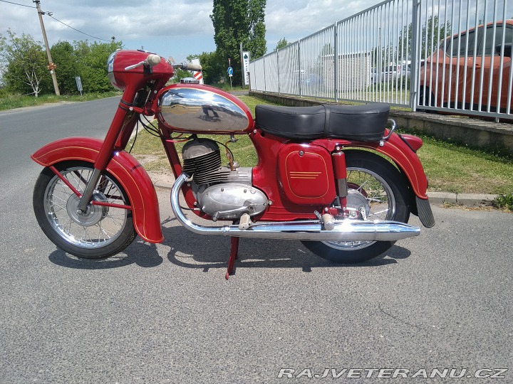Jawa 175 CZ 175/450.05 DeLuxe 1962