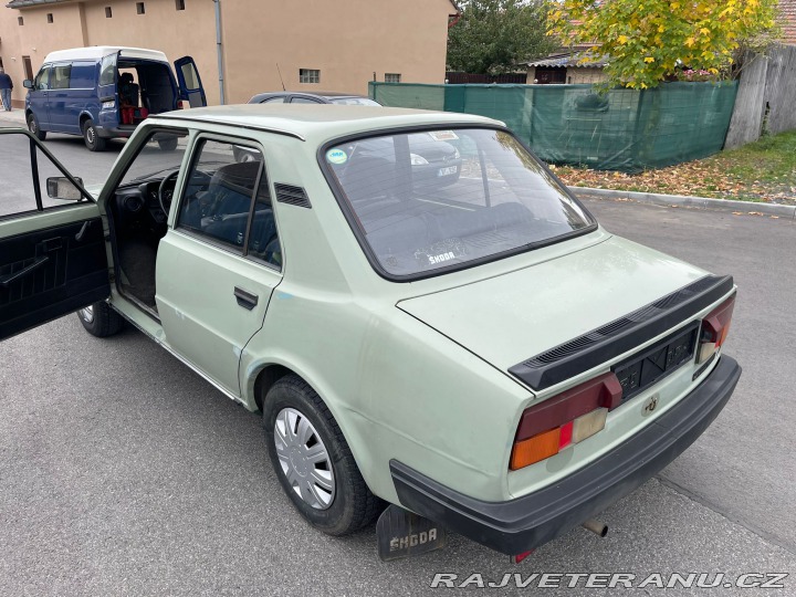 Škoda 120 L 1989