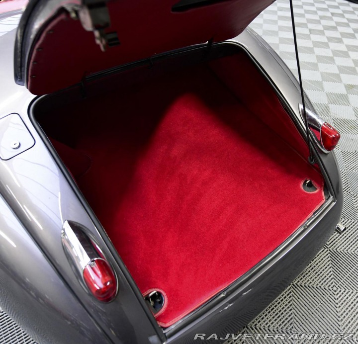 Jaguar XK 150 3,4L LHD DHC (1) 1958