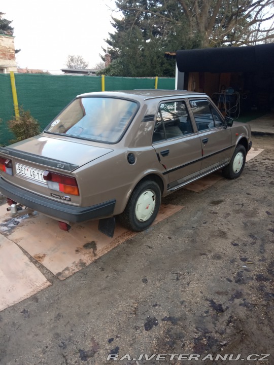 Škoda 120 742,12 MII 1987