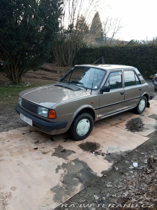 Škoda 120 742,12 MII 1987