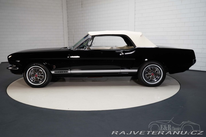 Ford Mustang 289 Convertible 1965