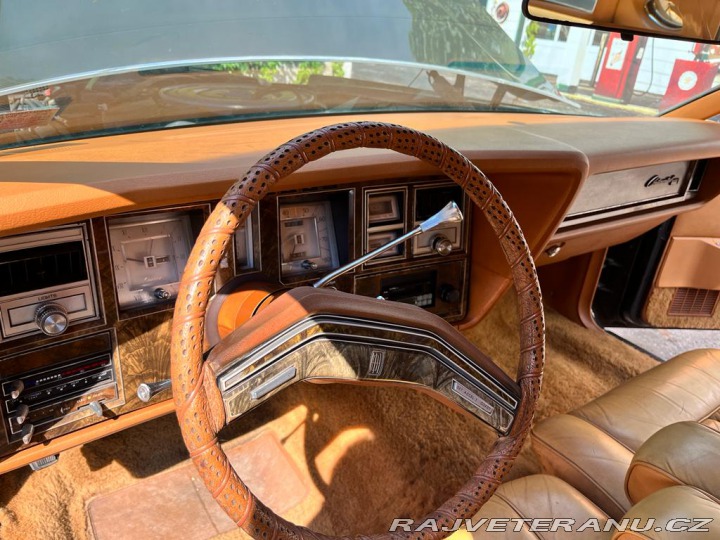 Lincoln Mark V 1978