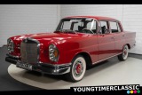 Mercedes-Benz 230 S