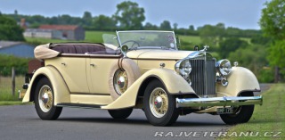 Packard Eight (1) 1934