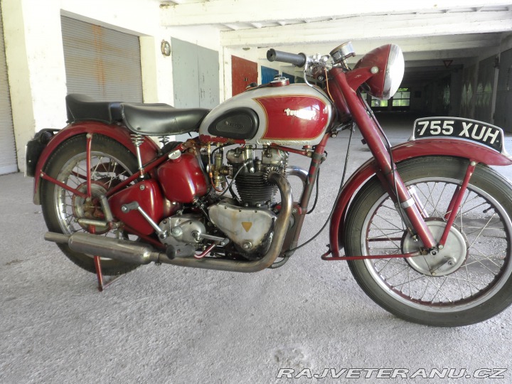 Triumph Speed Twin  1946