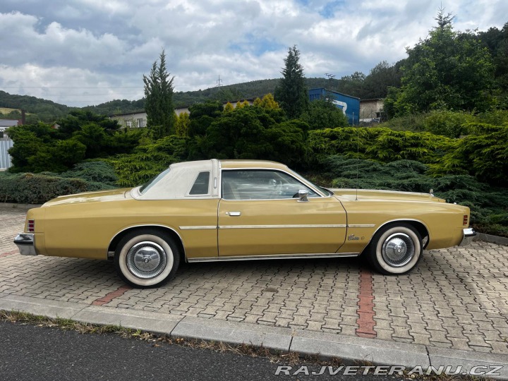 Chrysler Cordoba  1977