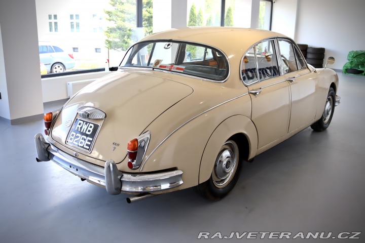 Daimler 250 V8 1967