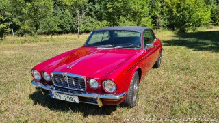 Jaguar XJ XJ 12