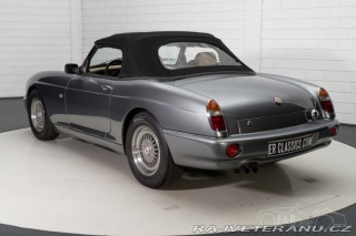 MG RV8 1993