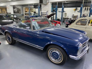 Mercedes-Benz SL 280SL Pagoda