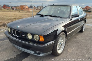 BMW M5 E34
