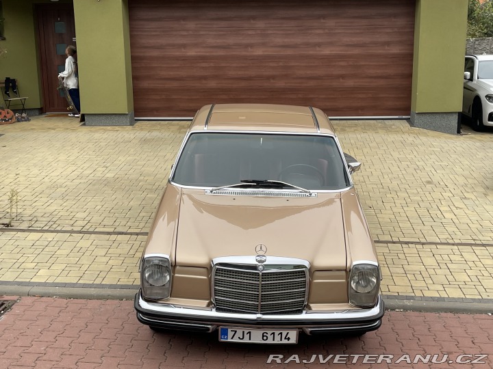 Mercedes-Benz 250 W114 250C 1969