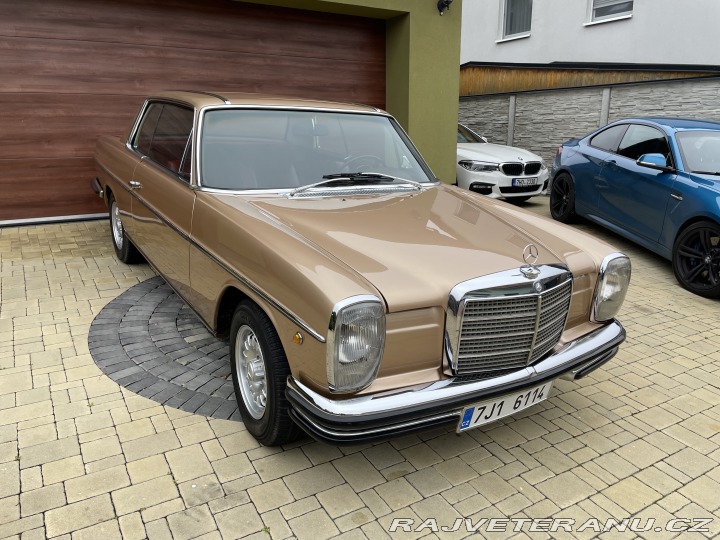 Mercedes-Benz 250 W114 250C 1969