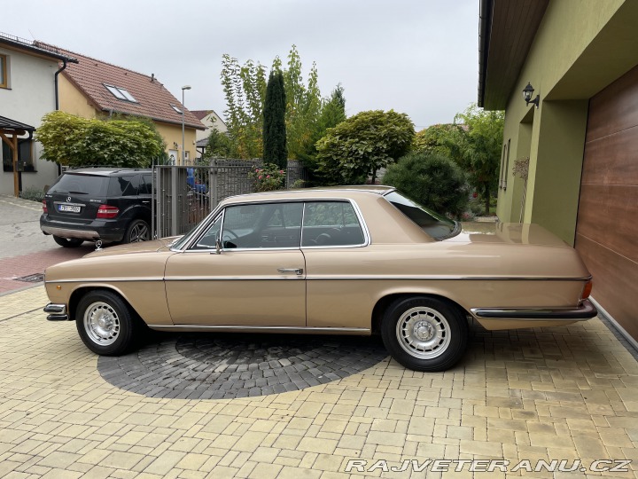 Mercedes-Benz 250 W114 250C 1969