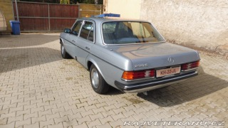 Mercedes-Benz 230 E 230   123 1983