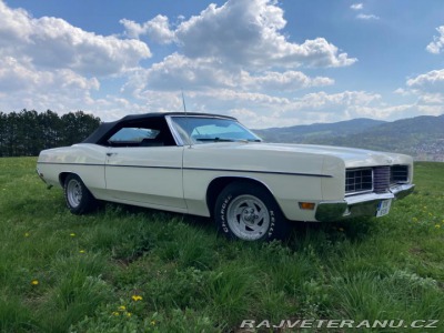 Ford Galaxie 500 XL