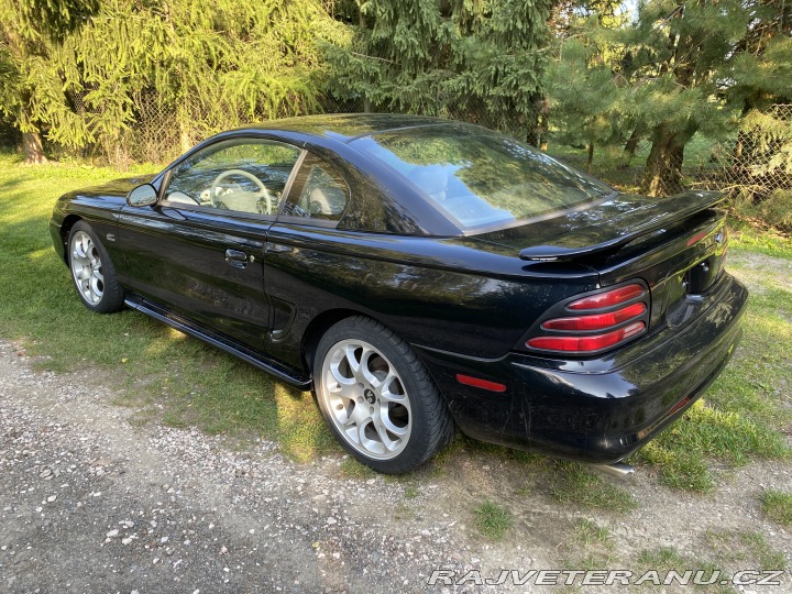 Ford Mustang GT - 5.0 V8 1994