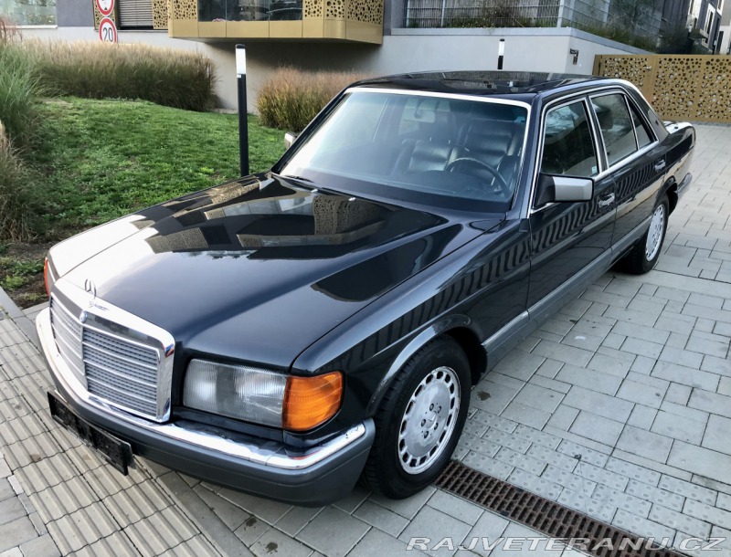 Mercedes-Benz 300 SE
