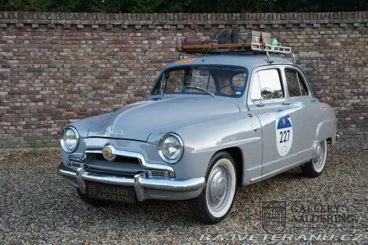 Simca Aronde 9 Mille Miglia
