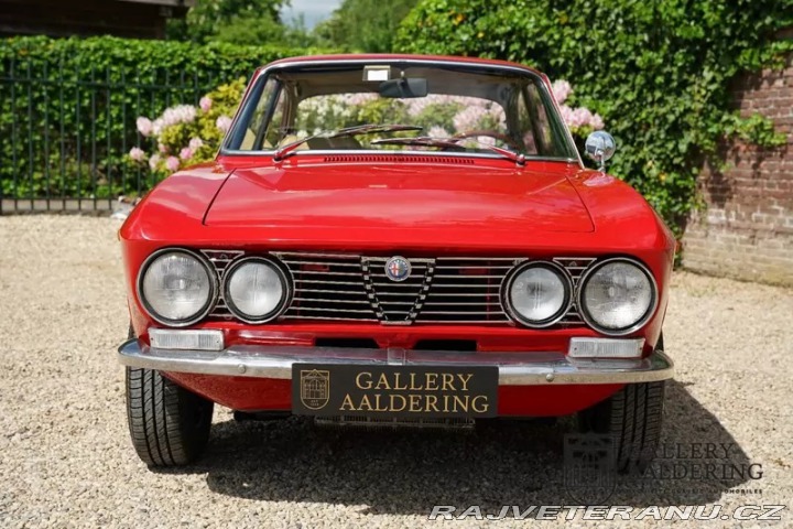 Alfa Romeo GT 1300 Junior 1975